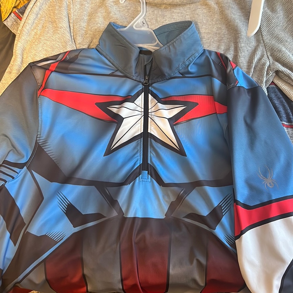 Captain America Spyder pullover